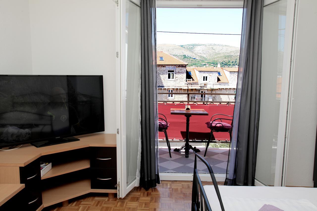Guesthouse Kate Trogir Exterior photo